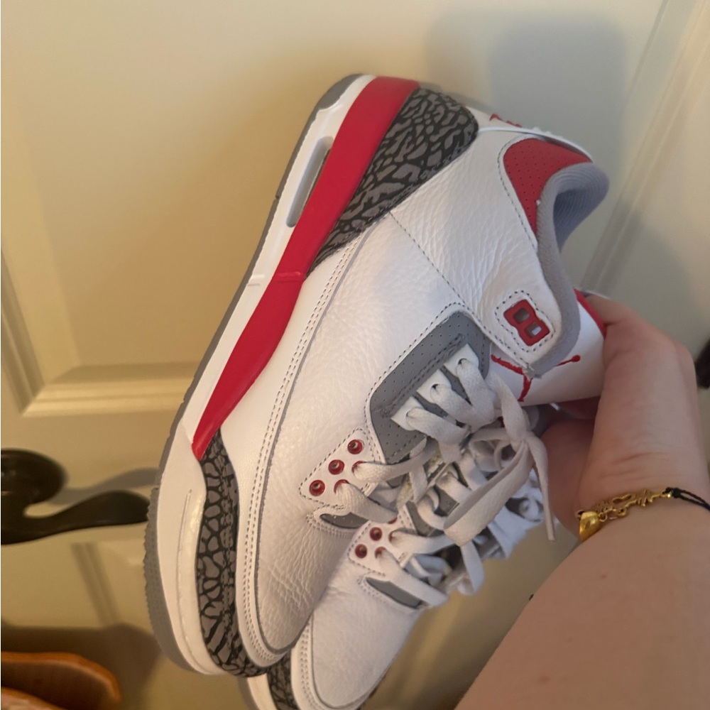 Jordan White and Red 4’s - Picture 3 of 5